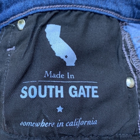 AG ADRIANO GOLDSCHMIED The Prima Mid-Rise Cigarette Jeans - Jetsetter - Picture 12 of 16